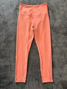 Zyia Active Leggings Size M, High Waisted 7/8 Ankle Pull On Stretch Peach Coral